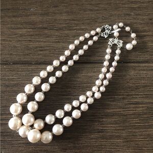 Vintage double strung pearl necklace